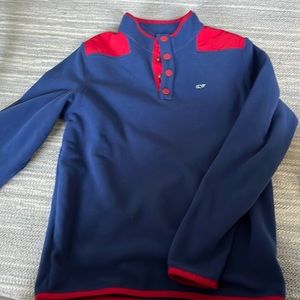 Vineyard vines fleece